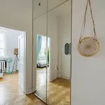 Place*unique Royal Route View*4 Bedrooms*6beds Varsavia